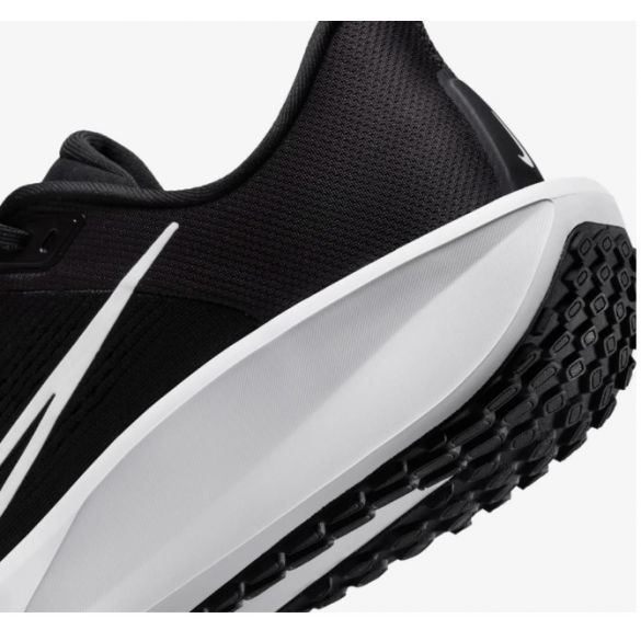 Чоловічі кросівки Nike Quest 6 FD6033-001_image_7