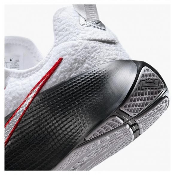 Кросівки чоловічі Nike Lebron Tr 1 FJ6151-101_image_6