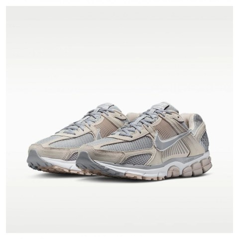 Кросівки унісекс Nike Zoom Vomero 5 HF1553-101_image_4