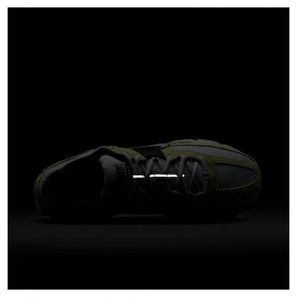 Кросівки унісекс Nike Zoom Vomero 5 HF1553-700_image_6
