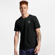 Футболка мужская Air Jordan M J Jumpman Air Embrd Tee AH5296-010