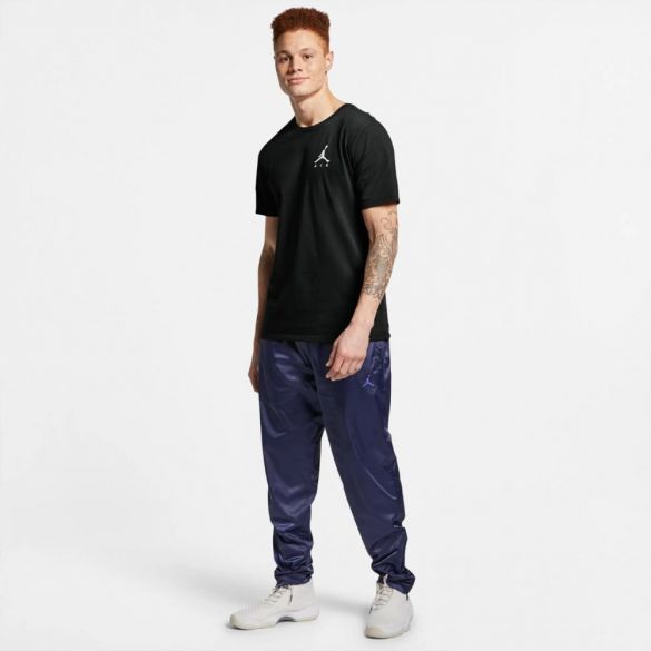 Футболка чоловіча Air Jordan M J Jumpman Air Embrd Tee AH5296-010_image_4