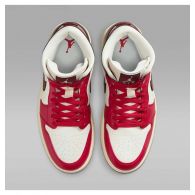 Женские кроссовки Nike Air Jordan 1 Mid Triple BQ6472-119