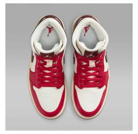 Жіночі кросівки Nike Air Jordan 1 Mid  BQ6472-119