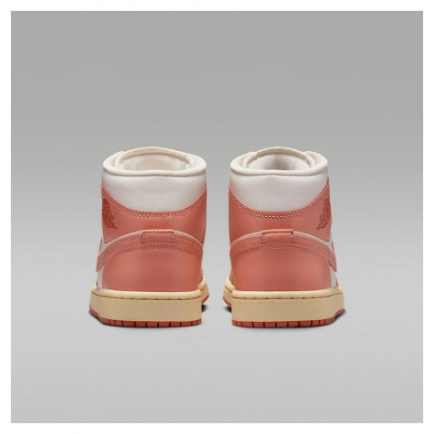 Женские кроссовки Nike Air Jordan 1 Mid Triple BQ6472-180_image_8