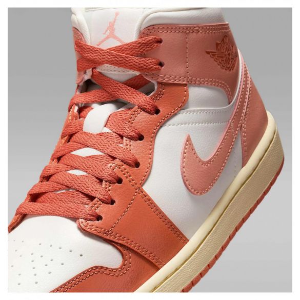 Жіночі кросівки Nike Air Jordan 1 Mid  BQ6472-180_image_5