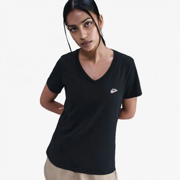 Жіноча футболка Nike Sportswear DZ4682-010_image_1