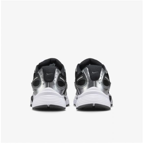 Чоловічі кросівки Nike V5 Rnr HJ5228-004_image_4