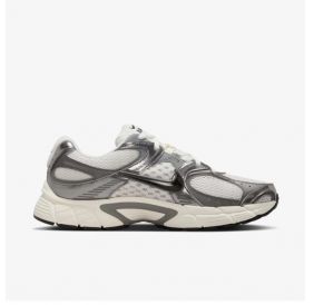 Чоловічі кросівки Nike V5 Rnr HJ5228-009