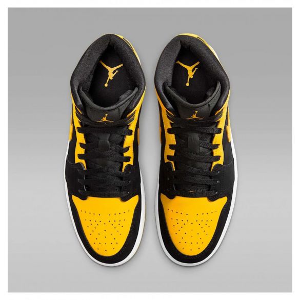 Кросівки чоловічі Air Jordan 1 Mid Se HJ6654-071_image_6
