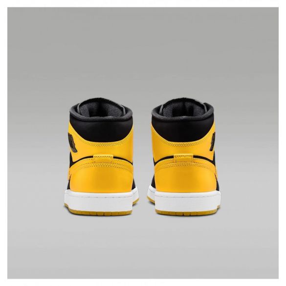 Кросівки чоловічі Air Jordan 1 Mid Se HJ6654-071_image_3