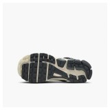 Кросівки Nike Vomero 5 IB5853-001_image_4