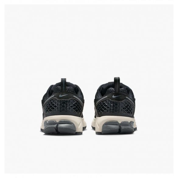 Кросівки Nike Vomero 5 IB5853-001_image_8