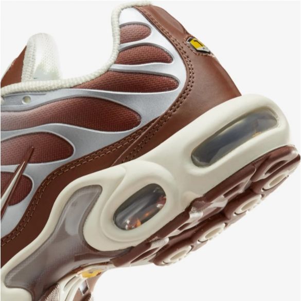 Жіночі кросівки Nike Wmns Air Max Dark Pony II7637-200_image_5