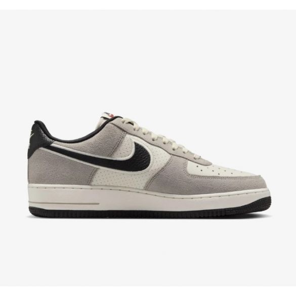 Чоловічі кросівки Nike Air Force 1 07 Lv8 IO2077-030_image_1