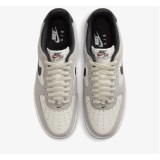 Чоловічі кросівки Nike Air Force 1 07 Lv8 IO2077-030_image_2