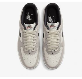 Чоловічі кросівки Nike Air Force 1 07 Lv8 IO2077-030