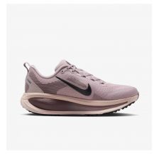 Женские кроссовки Nike W Vomero 18 HM6804-607