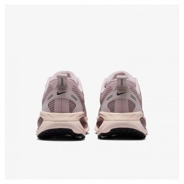 Жіночі кросівки Nike W Vomero 18 HM6804-607_image_5
