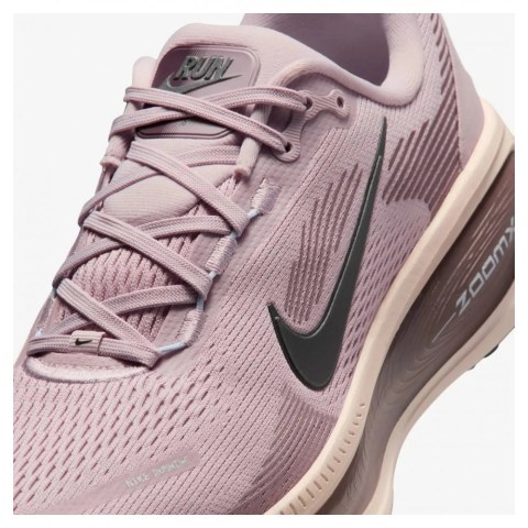 Жіночі кросівки Nike W Vomero 18 HM6804-607_image_4
