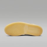 Кросівки жіночі Air Jordan 1 Mid Se HV5159-100_image_4