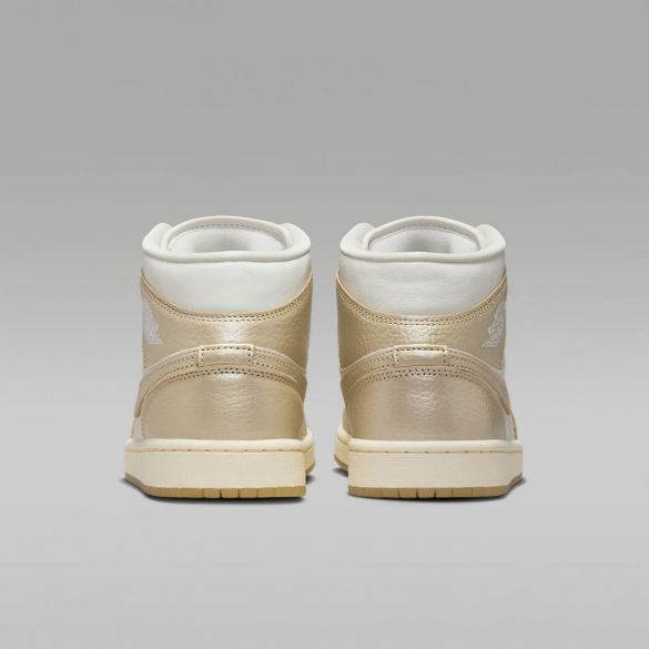 Кросівки жіночі Air Jordan 1 Mid Se HV5159-100_image_8
