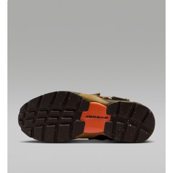 Женские кроссовки Jordan Trunner LX IO4190-300_image_6