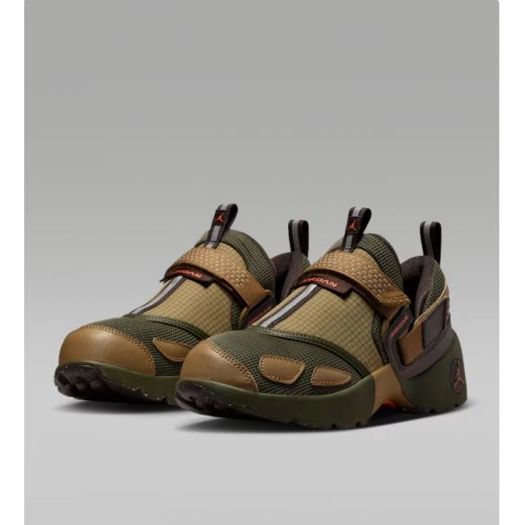 Женские кроссовки Jordan Trunner LX IO4190-300_image_5