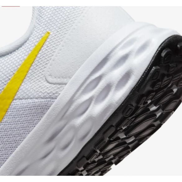Кросівки жіночі Nike Revolution 6 DC3729-105_image_4