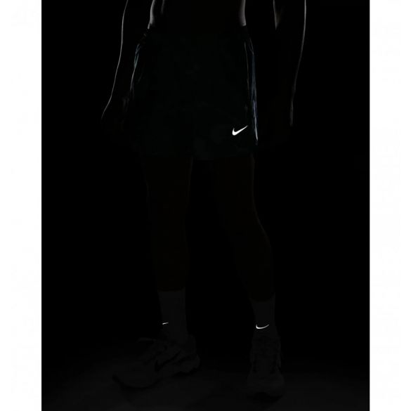 Шорти чоловічі Nike Dri-Fit Run Division Stride DV9272-379_image_9