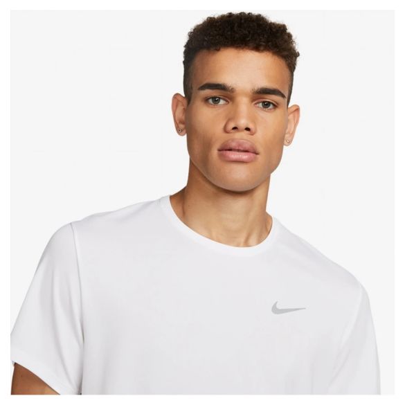 Мужская футболка Nike M Nk Df Uv Miler Ss DV9315-100_image_4