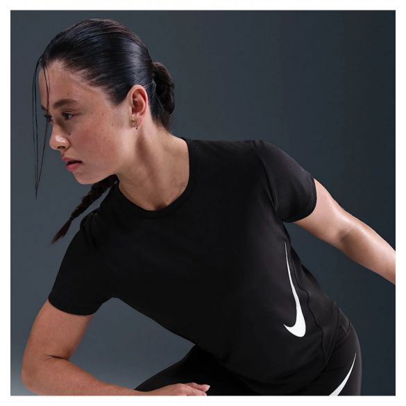 Футболка жіноча Nike Tempo Swoosh Run HV2772-010_image_3