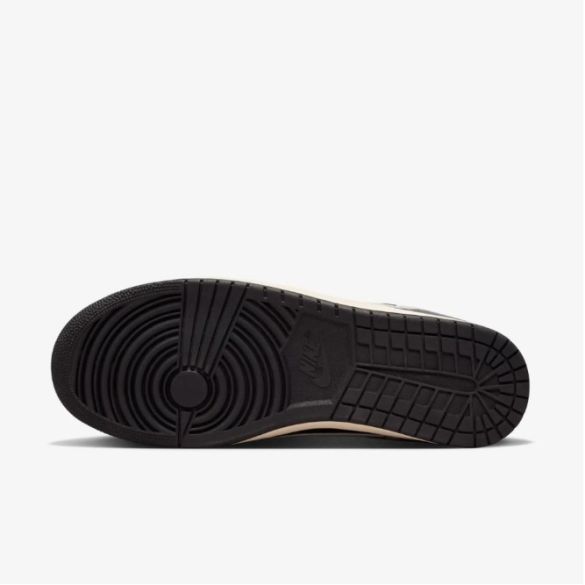 Чоловічі кросівки Air Jordan Skyline Low Le IQ6425-001_image_7