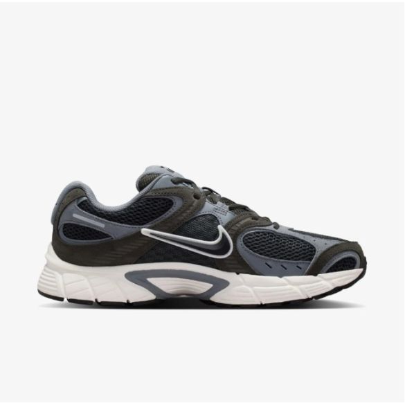 Мужские кроссовки Nike V5 Rnr Suede 2 IX0702-002_image_1