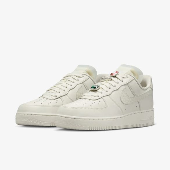 Жіночі кросівки Nike Air Force 1 Lo Prm DN5463-001_image_7