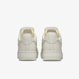 Жіночі кросівки Nike Air Force 1 Lo Prm DN5463-001_image_9