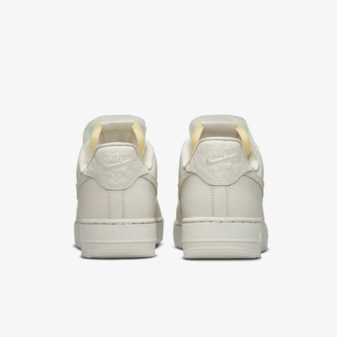 Жіночі кросівки Nike Air Force 1 Lo Prm DN5463-001_image_9