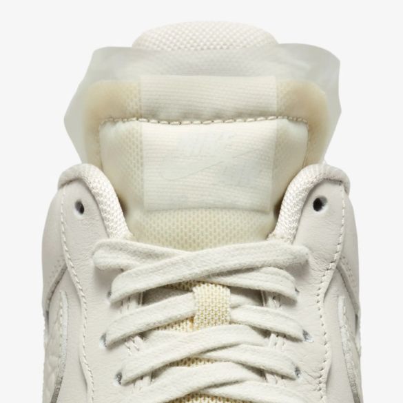 Жіночі кросівки Nike Air Force 1 Lo Prm DN5463-001_image_8