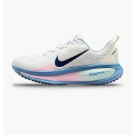 Жіночі кросівки Nike W Vomero 18 HM6804-115
