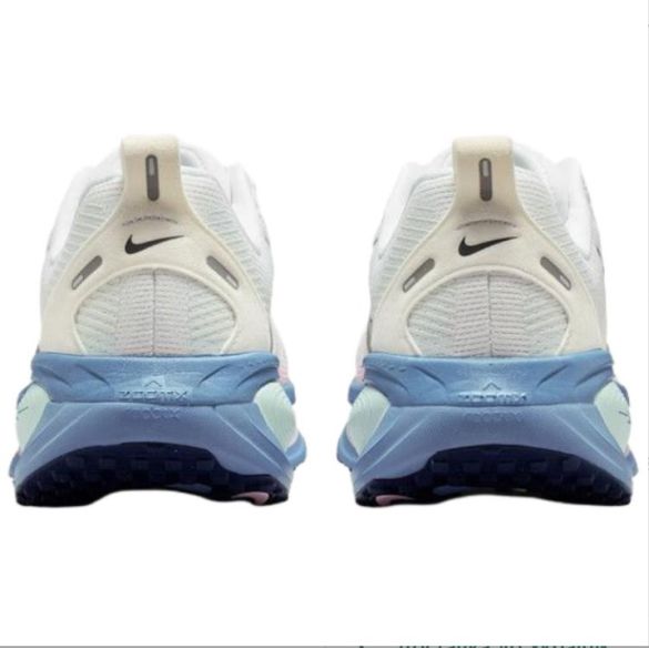 Жіночі кросівки Nike W Vomero 18 HM6804-115_image_3