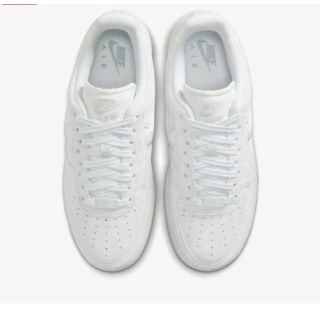 Женские кроссовки Nike Air Force 1 07 HV4406-100