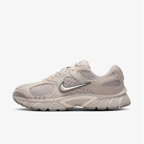 Жіночі кросівки Nike W V5 Rnr II6294-201_image_3