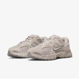 Жіночі кросівки Nike W V5 Rnr II6294-201_image_5