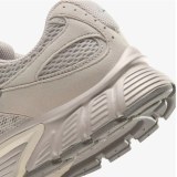 Жіночі кросівки Nike W V5 Rnr II6294-201_image_6