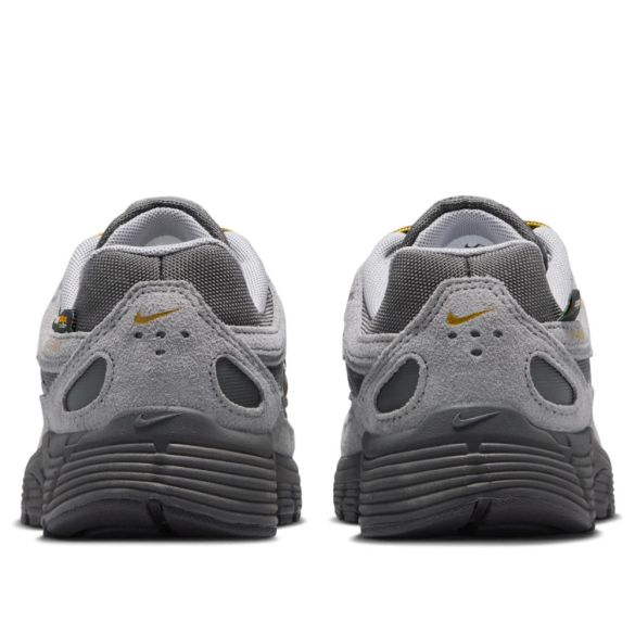 Кросівки жіночі Nike P-6000 IO4668-200_image_4