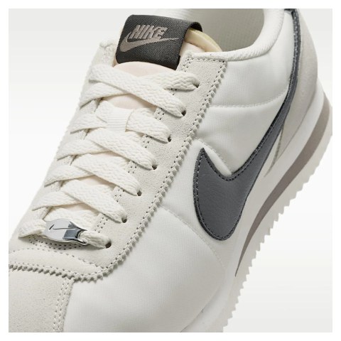 Жіночі кросівки Nike Wmns Cortez IU7556-030_image_5