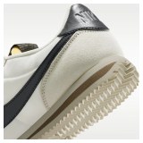 Жіночі кросівки Nike Wmns Cortez IU7556-030_image_6