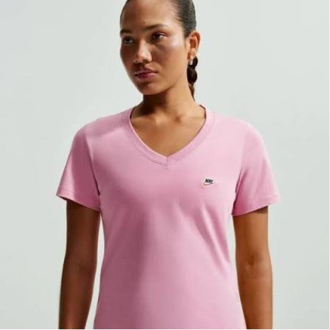 Жіноча футболка Nike Sportswear DZ4682-006_image_1