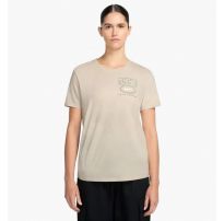 Футболка женская Nike Club IB2447-104_image_3