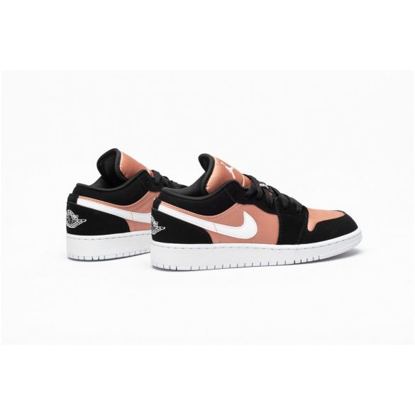 Женские кроссовки Nike Jordan Air 1 Low (GS) 554723-090_image_4